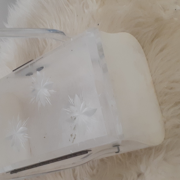 Copy SHOW VIDEO ONLY Vtg Pearlized Lucite Handbag lotus Carved CLEAR Boxy purse - Picture 6 of 10